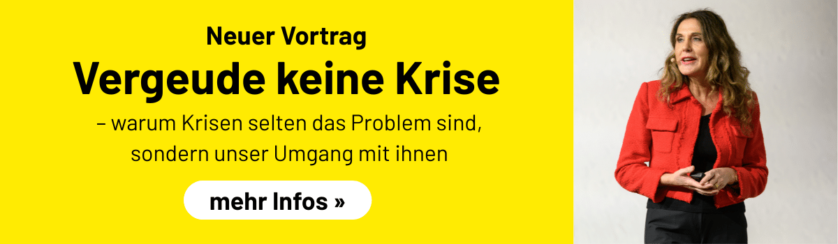 Werbebanner: Vortrag 'Vergeude keine Krise' von Anja Förster – in roter Jacke neben gelbem Textfeld mit Button für mehr Infos